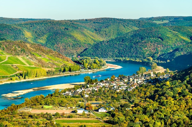 De grote lus van de Rijn bij Boppard in Duitsland