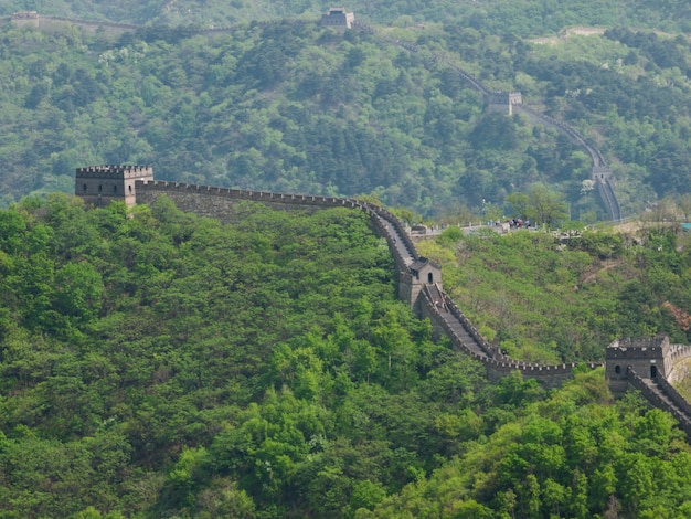 De Grote Muur van China op het Mutianyu-gedeelte in de buurt van Peking.