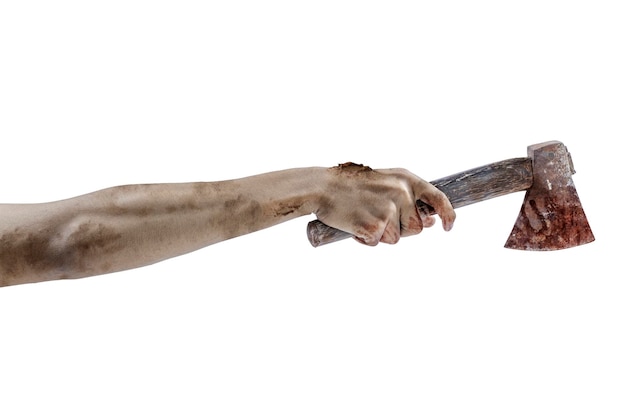 Foto de hand van een enge zombie met bloed en wonden die een bijl draagt, is geïsoleerd op een witte achtergrond