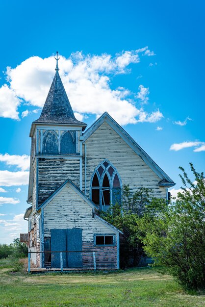 Foto de historische drinkwater united church, gebouwd in 1911, is nu afgebroken in drinkwater sk