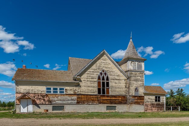 Foto de historische drinkwater united church, gebouwd in 1911, is nu afgebroken in drinkwater sk