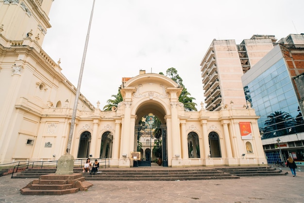 De kathedraal van de Heilige Verlosser in San Salvador de Jujuy, Argentinië, 2 februari 2024