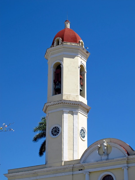 De kerk in Cienfuegos, Cuba