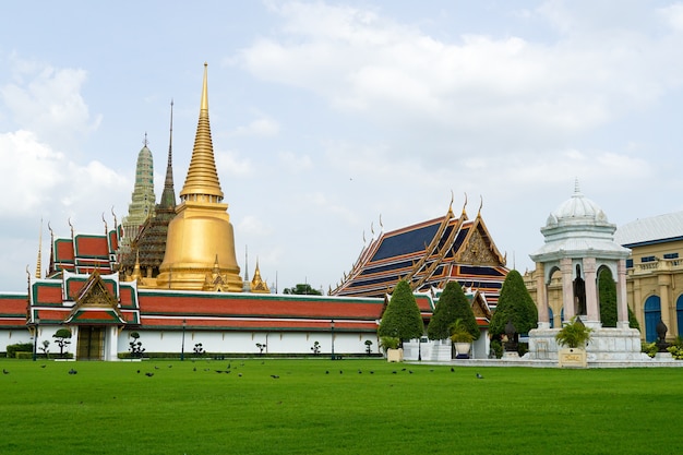 De koninklijke tempel en het koninklijk paleis