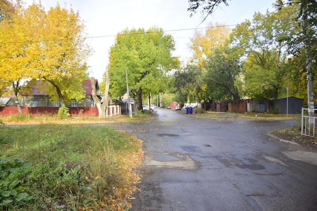 Foto de kruising van wegen in de particuliere sector ulyanovsk rusland