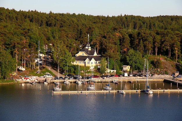 Foto de kustlijn van oostzee finland