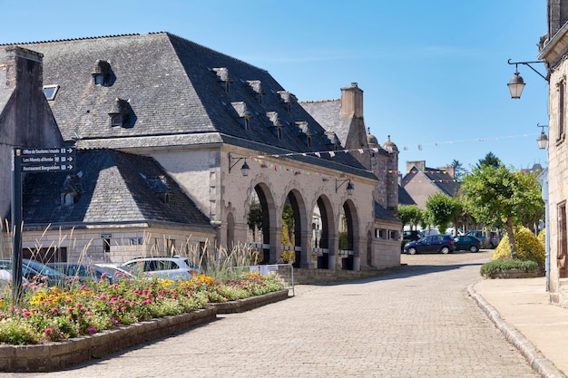 De marktzaal in Guerlesquin