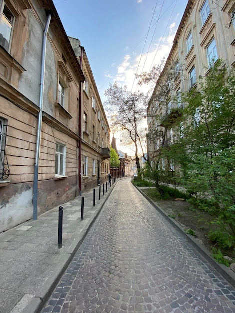 Foto de moderne stad lviv in het westen van oekraïne met oude europese architectuur