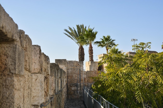 De muren van de oude stad in Jeruzalem