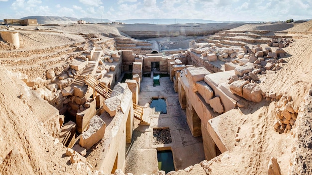 De Osirion-tempel in Abydos, Egypte.