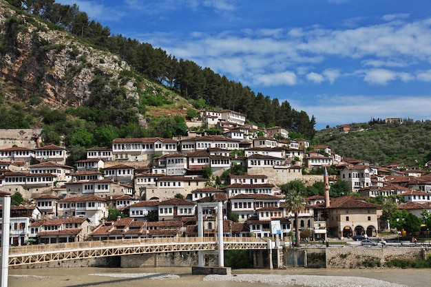 De oude stad Berat in Albanië