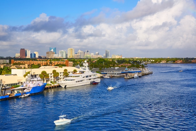 De rivier van Fort Lauderdale Stranahan in Florida