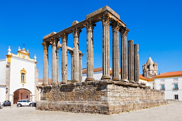 De Romeinse tempel van Evora (Templo romano de Evora), ook wel de Templo de Diana genoemd, is een oude tempel in de Portugese stad Evora