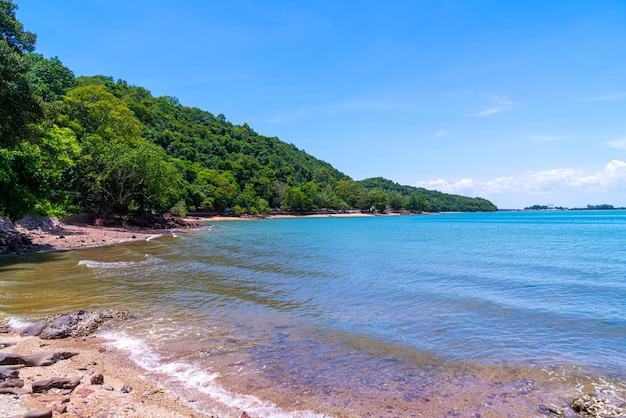 De roze kust of Lan Him Chomphu in Chanthaburi in Thailand