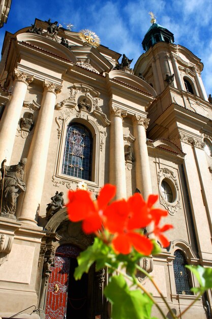 De Sint-Nicolaaskerk in Praag, Tsjechië