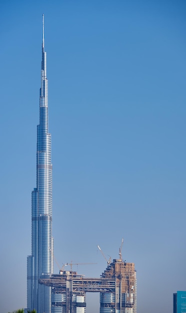 De skyline van Dubai in de Verenigde Arabische Emiraten