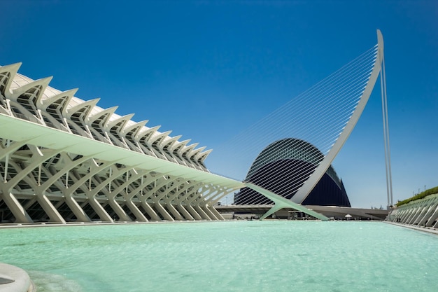 De stad van kunsten en aciences in valencia, spanje. foto