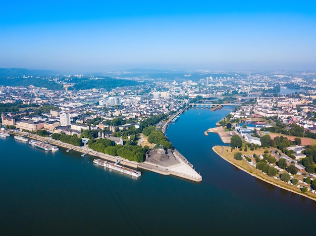 De stadshorizon van Koblenz in Duitsland