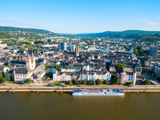 De stadshorizon van Koblenz in Duitsland