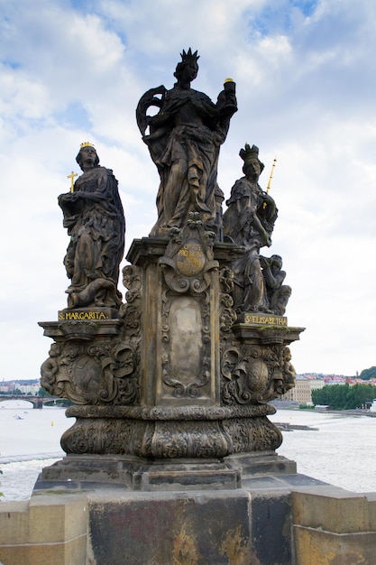 De toren van de Karelsbrug Praag