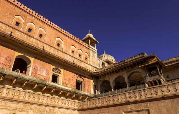 De traditionele gebouwen van Amber fort in Jaipur, India