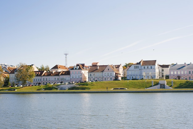 De Trinity-voorstad en de rivier de Svislach