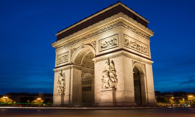 De triomfboog bij nacht Parijs Frankrijk
