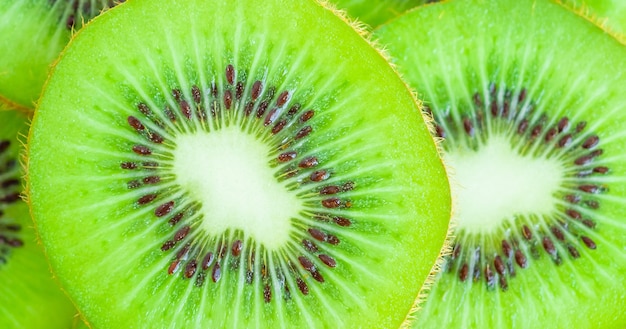 De verse plakjes van het kiwifruit