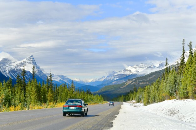 De weg 93 prachtige Icefield Parkway in de herfst Jasper National park Canada