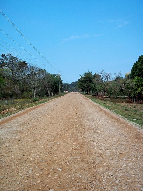 De weg in het kleine dorpje Guatemala