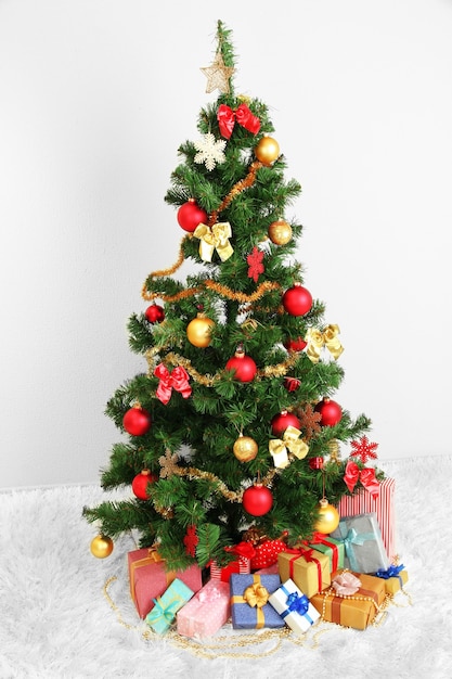 Decorated Christmas tree with gifts