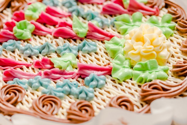 Photo decorated top of kiev cake. the known ukrainian bakery products . close-up 
view. it is a dessert cake, made in kiev, ukraine by the karl marx confectionery factory.