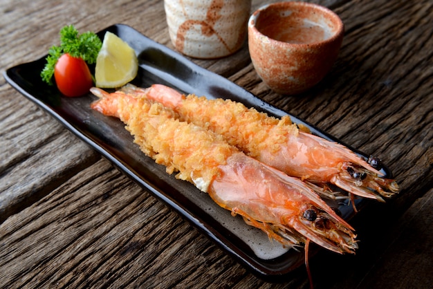 Deep fried shrimp in Japanese style.