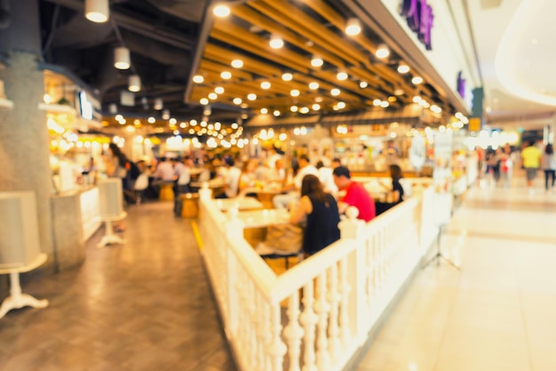 Foto immagine sfocata delle persone al ristorante