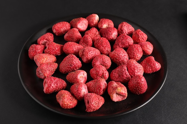 Dehydrated strawberries Strawberries sliced freeze dried