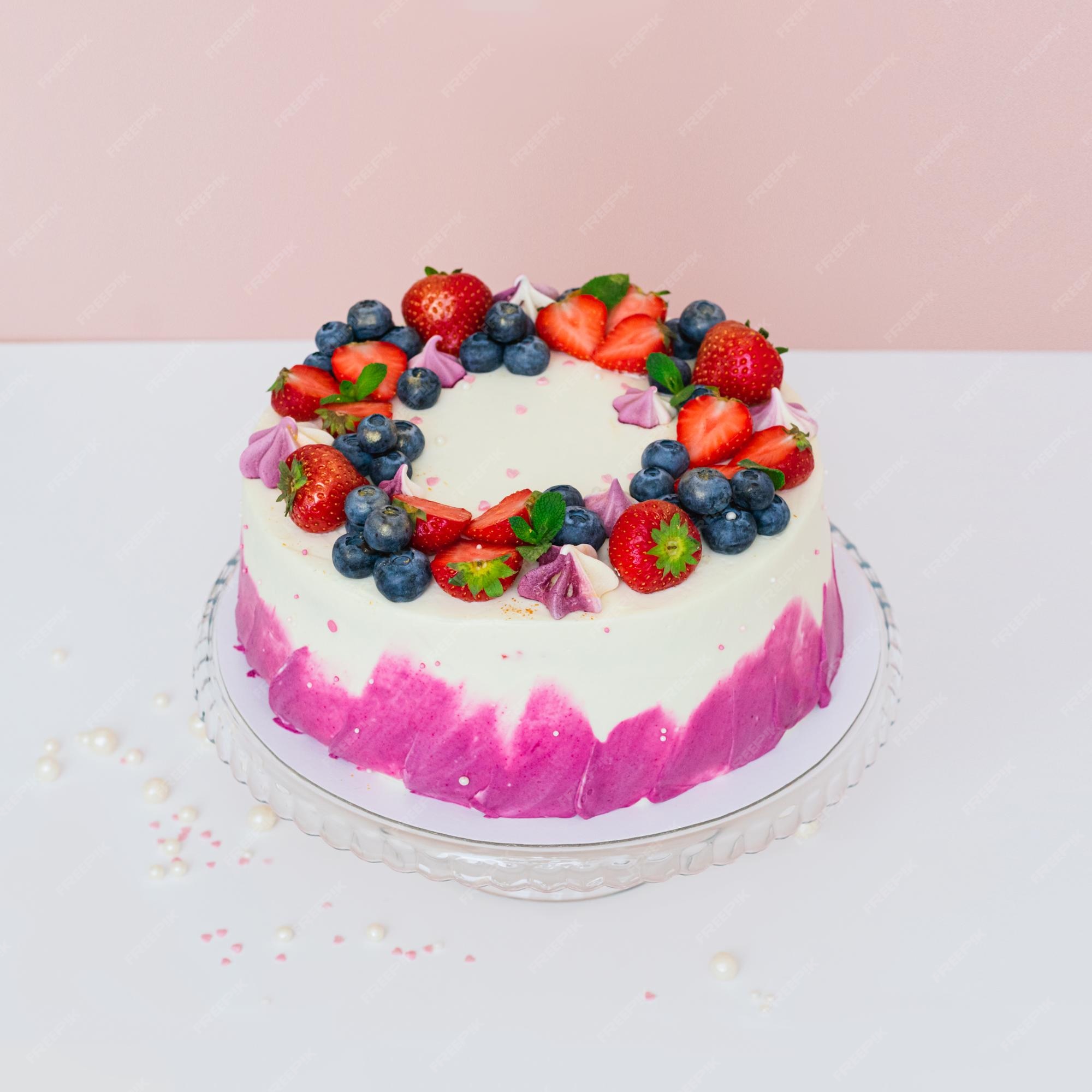 Premium Photo | Delicate cake decorated with fresh berries ...