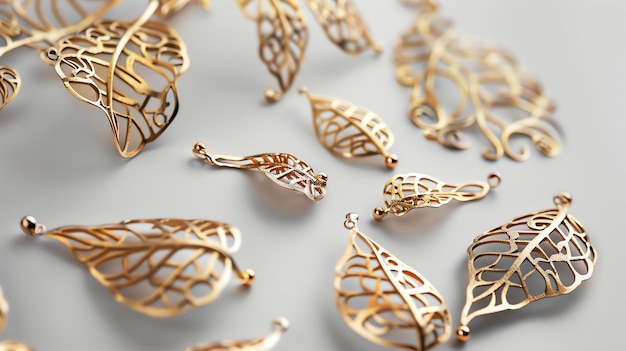 섬세한 금 잎 귀걸이 레이저 절단 보석 금 잎