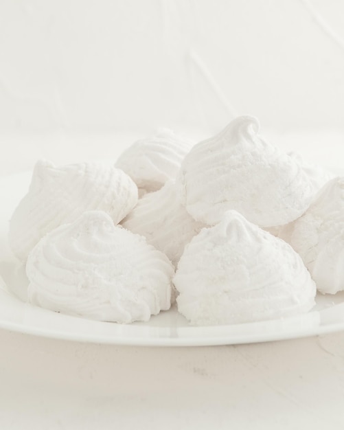 Delicate white fruit marshmallows