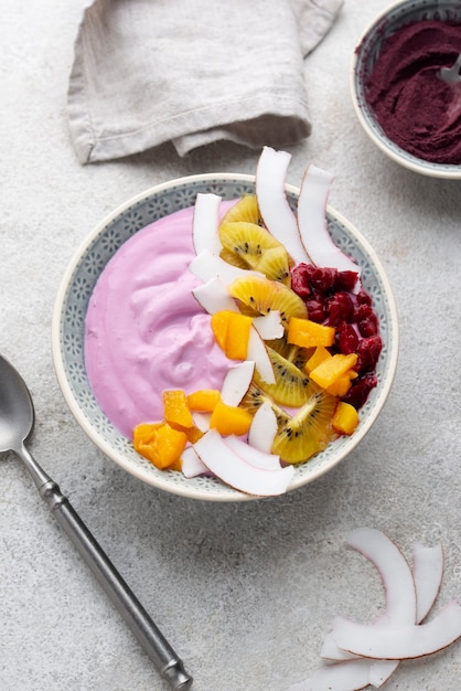 Delicious açai bowl arrangement