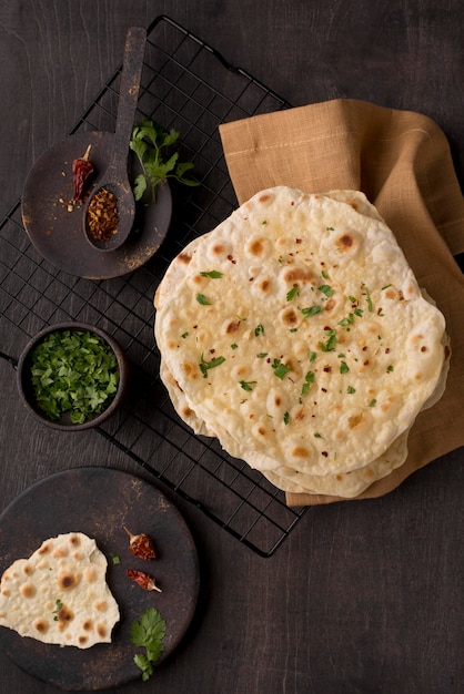 Photo delicious arrangement of traditional roti