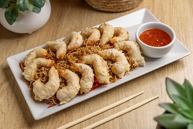 Photo delicious asian fried shrimp