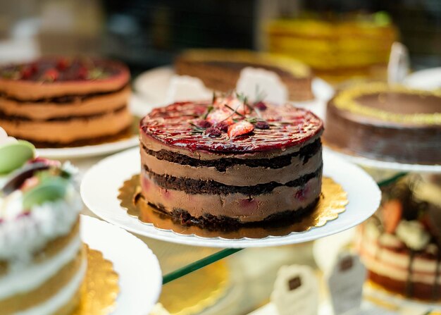 Foto la deliziosa torta con le fragole