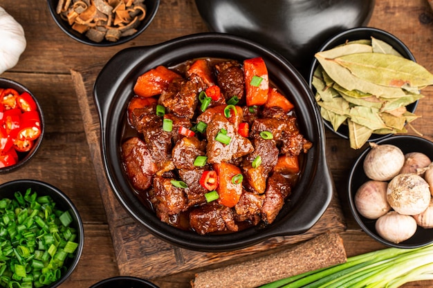 Photo delicious carrot and beef brisket casserole