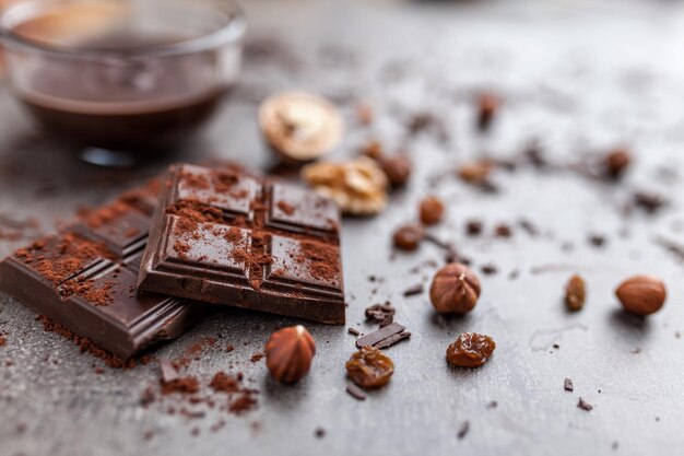 素朴な背景においしいチョコレート