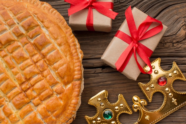 delicious epiphany pie dessert with gifts