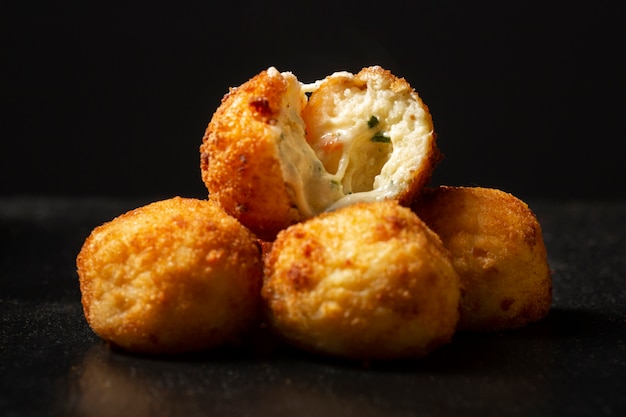 Photo delicious food croquettes arrangement