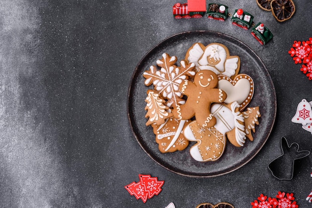 Delicious gingerbread cookies with honey ginger and cinnamon