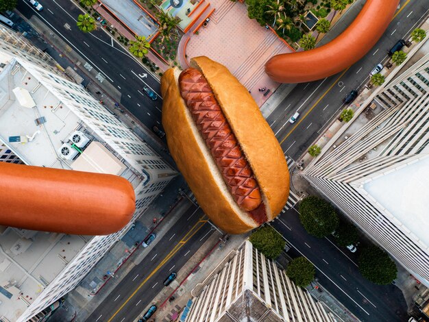 Photo delicious hot dog in city