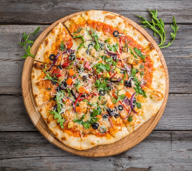 Delicious Italian pizza with vegetables