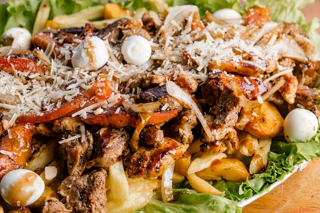 Deliziosa carne preparata e pronta da mangiare